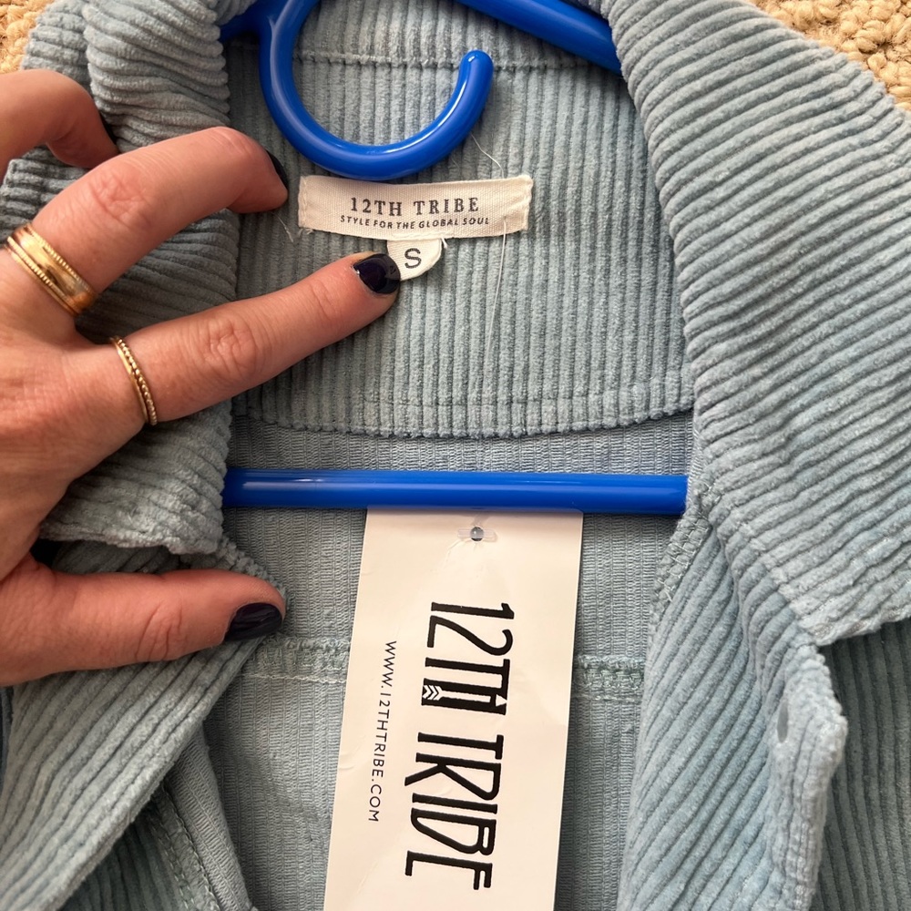 Cropped Jacket - Picture 3 of 4